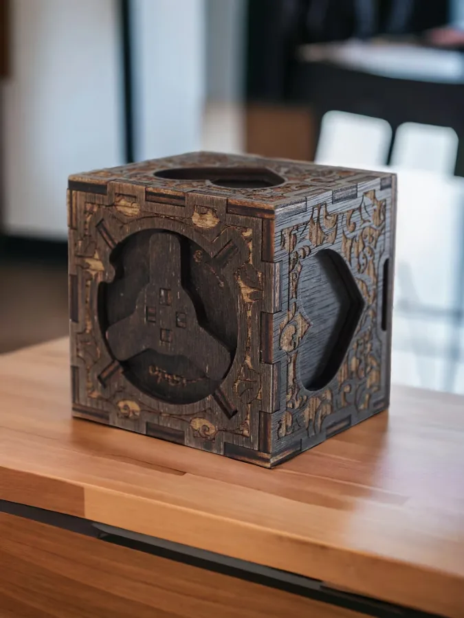 Wooden Twist Lock Secret Box: Rustic jewelry Storage